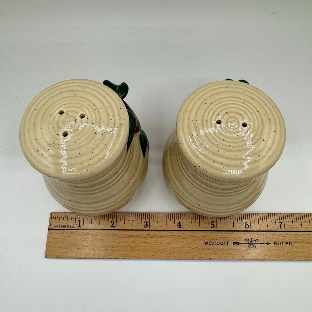 Ceramic Apple Salt & Pepper Shakers Set Country Farmhouse Vintage Pottery
